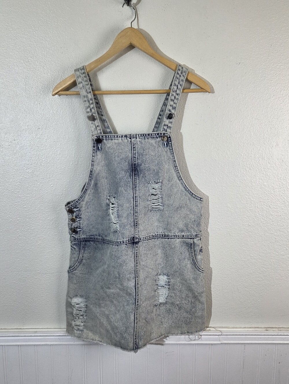 CARMAR Denim Overall Shorts Women's S Light Wash Distressed Ripped Bib Y2K